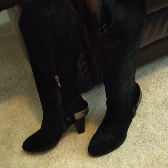 Fabulous Black Suede Knee Boots with Rhinestone detail - Picture 6 of 8